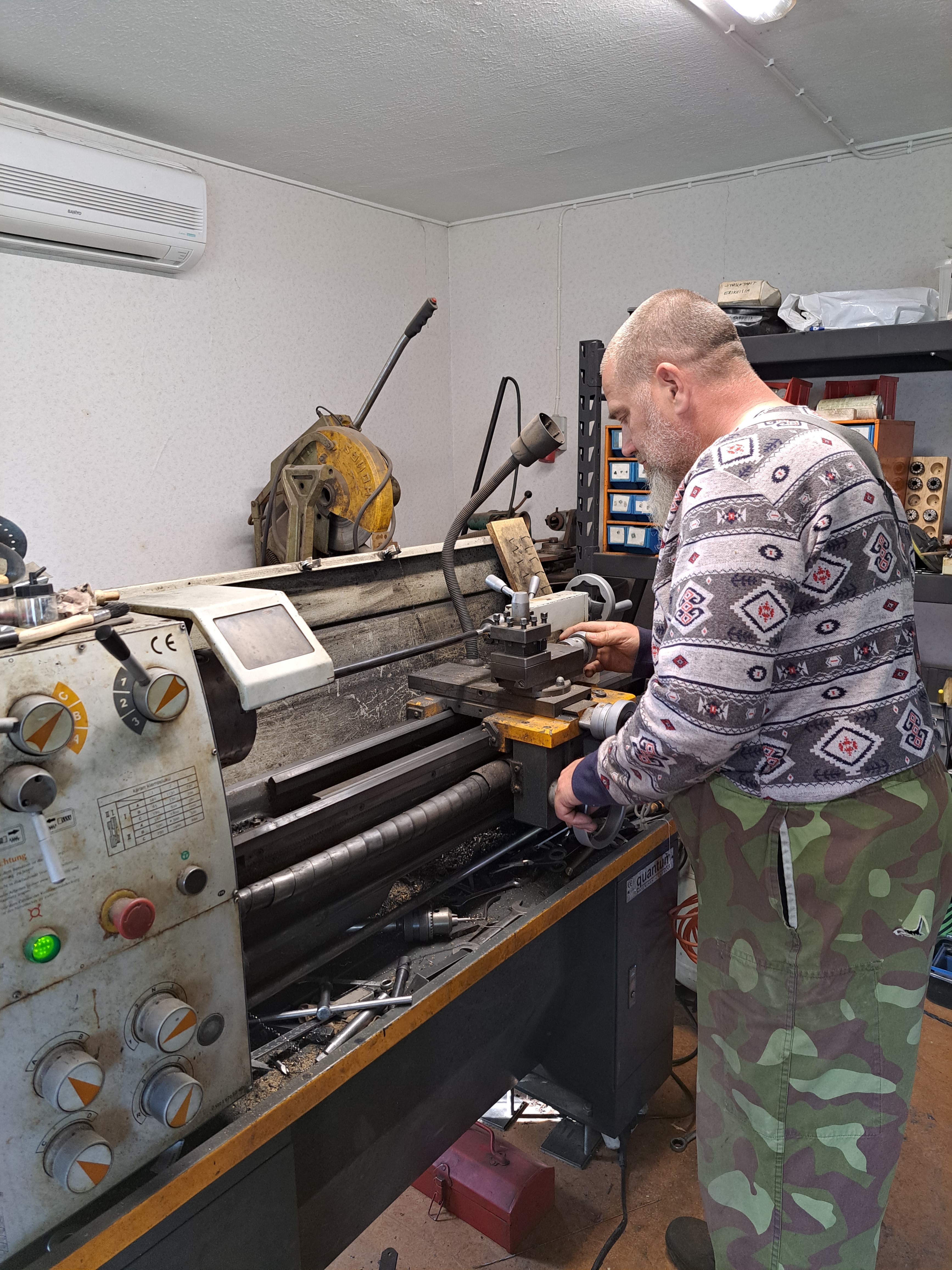 Sepp&auml; sorvin &auml;&auml;ress&auml;